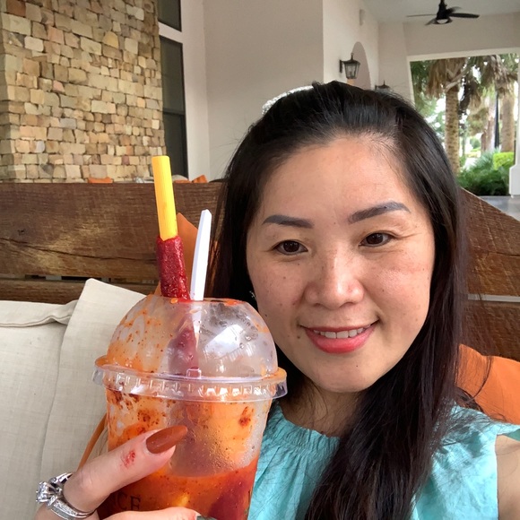 Meet your Posher, Thu - Picture 1 of 1